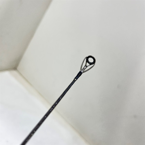 １８エクスセンスジェノスＳ９６Ｍ／Ｒ トルザイト